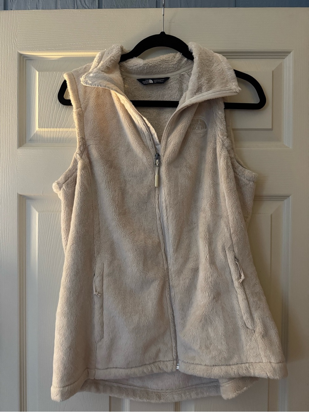 The North Face Women's Cream Plush Fleece Vest - Zip Front
